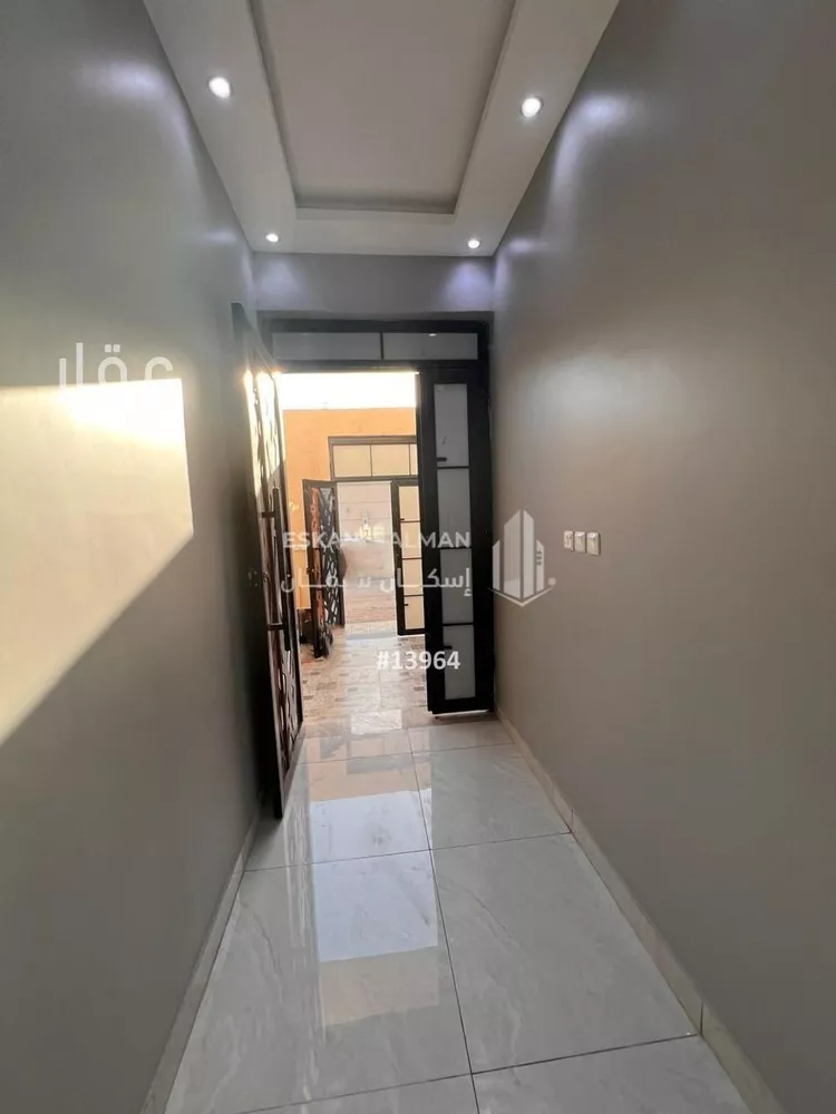 فيلا للبيع في شارع عمرو ابن الحكم القضاعي, حي طيبة, مدينة المدينه المنوره, منطقة المدينة المنورة صورة 2