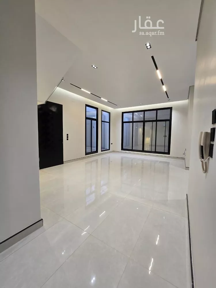 فيلا للبيع في شارع علي بن الأثير, حي الرمال, مدينة الرياض, منطقة الرياض صورة 3