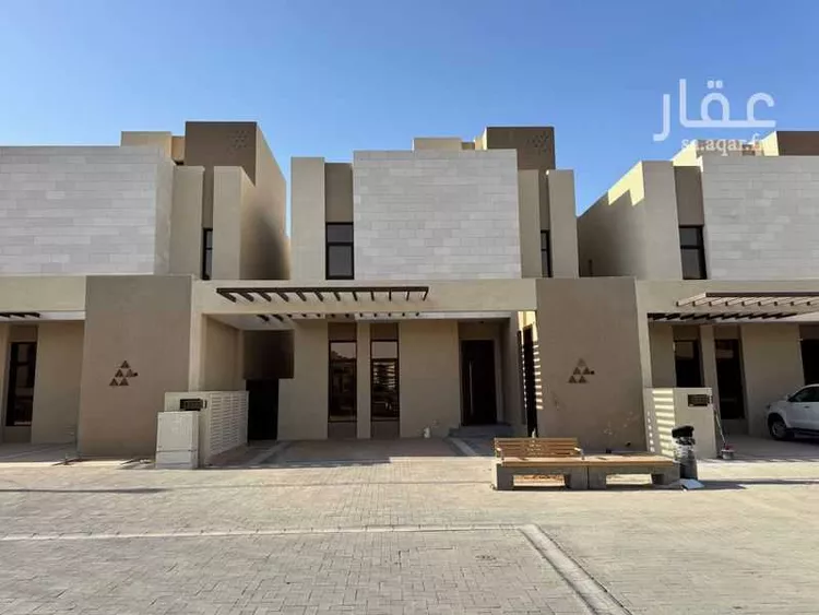 Villa for Sale in Riyadh King Khalid International Airport