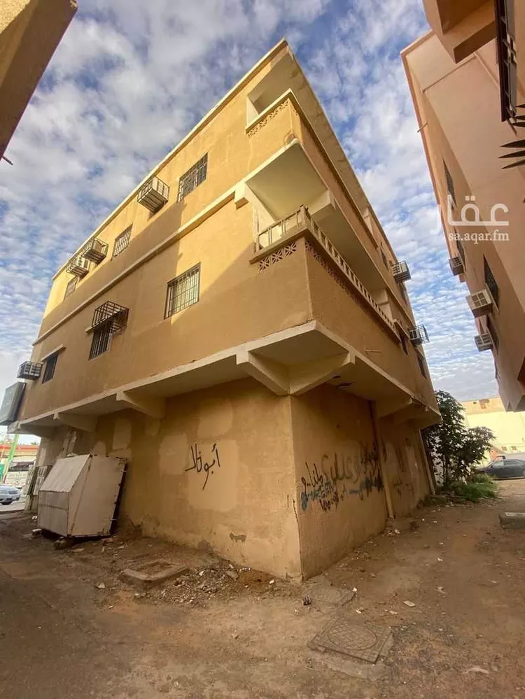 Building for Sale in Tabuk New Aziziyah صورة 3