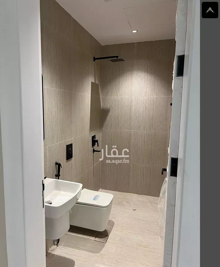 فيلا للبيع في شارع ابن البرهان النحاس, حي الرمال, مدينة الرياض, منطقة الرياض 13