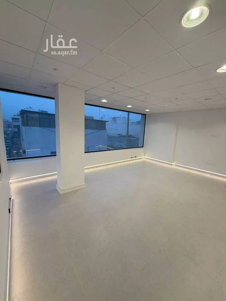 مكتب تجاري للإيجار في شارع الملك سعود بن عبدالعزيز, حي الخبرالشمالية, مدينة الخبر, المنطقة الشرقية صورة 2