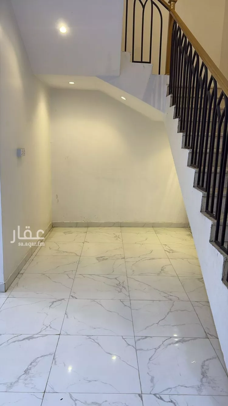 فيلا للإيجار في شارع الريان, حي عكاظ, مدينة الرياض, منطقة الرياض صورة 4