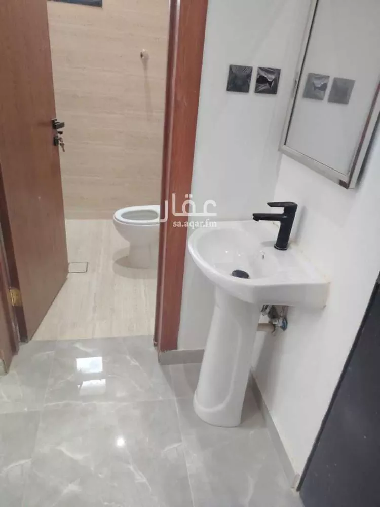 Apartment for Rent in Riyadh Al Janadriyah