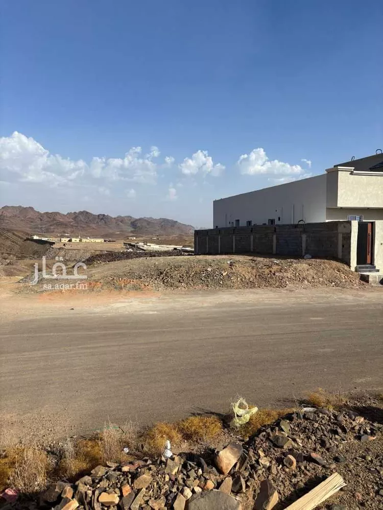 أرض للبيع في شارع عبدالله بن بريد, حي وادي البطان, مدينة المدينة المنورة, منطقة المدينة المنورة