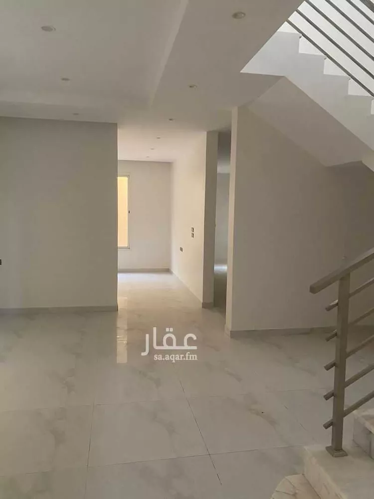 فيلا للإيجار في شارع صالح كمال الدين ، حي عكاظ ، الرياض ، منطقة الرياض صورة 5