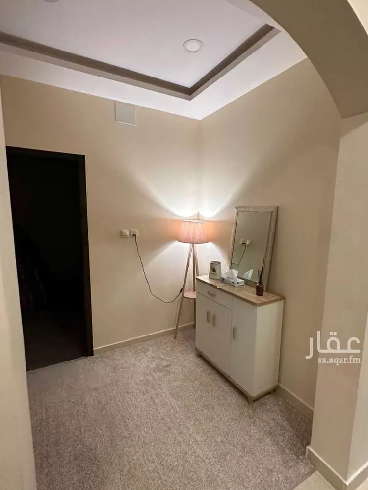 شقة للإيجار في شارع عبدالله ابن سلمة ابن ابي الخير, حي الظرفة, مدينة خميس مشيط, منطقة عسير صورة 4