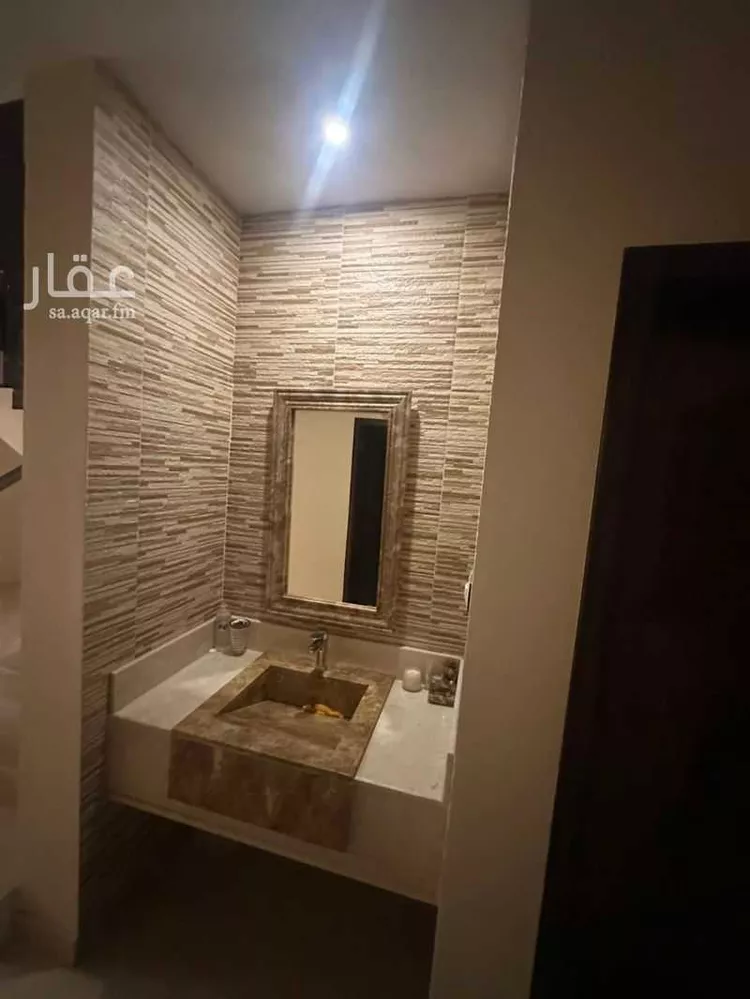 شقة للإيجار في شارع عبدالله ابن سلمة ابن ابي الخير, حي الظرفة, مدينة خميس مشيط, منطقة عسير 6