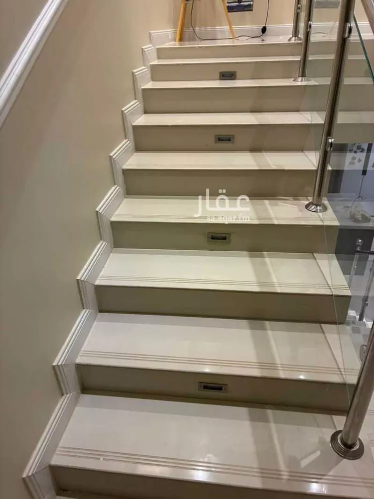 شقة للبيع في شارع سكاكا ، حي ظهرة لبن ، الرياض ، منطقة الرياض صورة 3