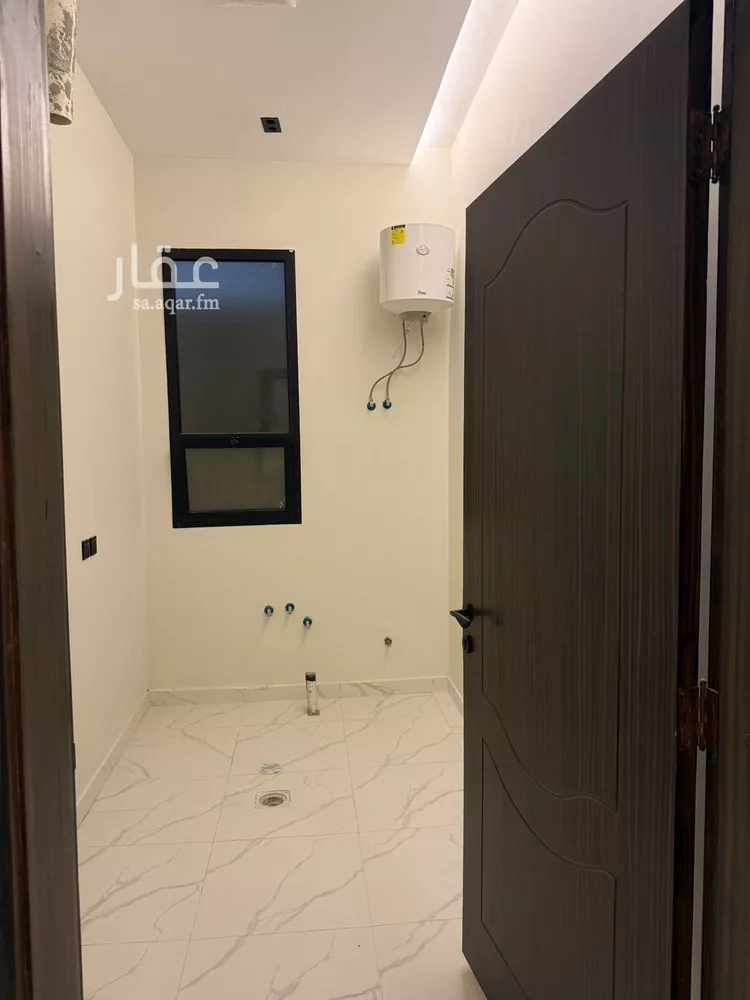 عمارة للإيجار في شارع وادي الأعشاب, حي ديراب, مدينة الرياض, منطقة الرياض صورة 2