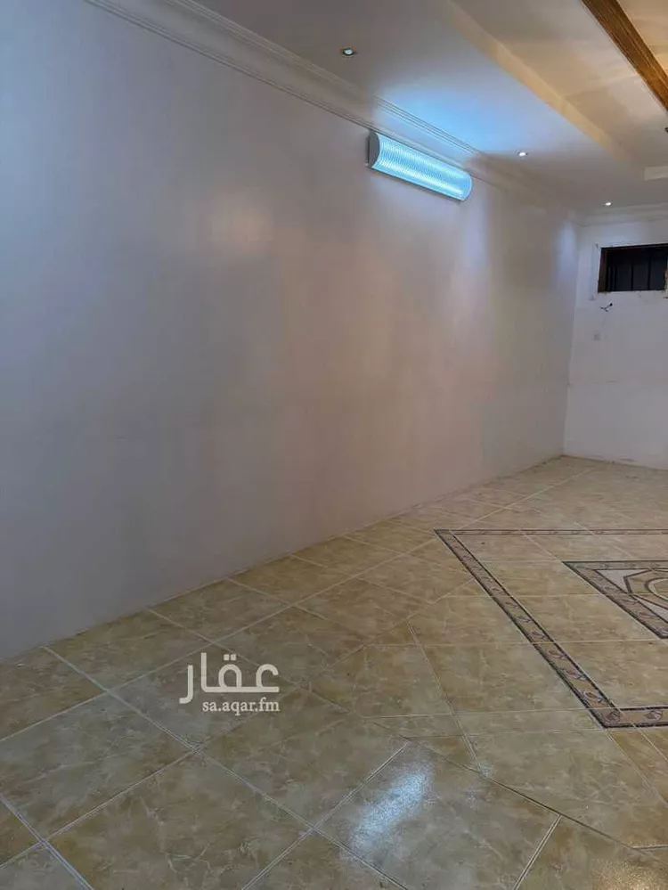 Villa for Rent in Riyadh Al Uraija Al Gharbiyah