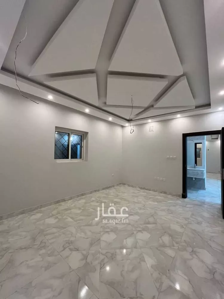فيلا للبيع في شارع البطاح, حي عبدالله فؤاد, مدينة الدمام, المنطقة الشرقية صورة 2