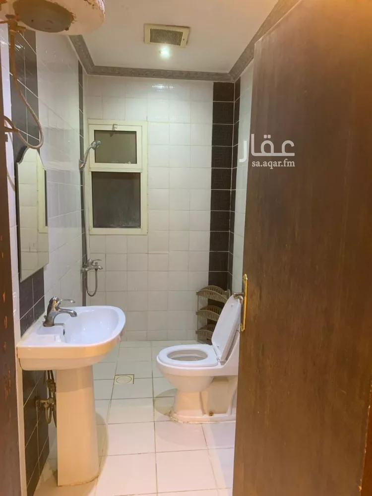 شقة للإيجار في شارع أبي بكر بن العربي, حي المربع, مدينة الرياض, منطقة الرياض 6