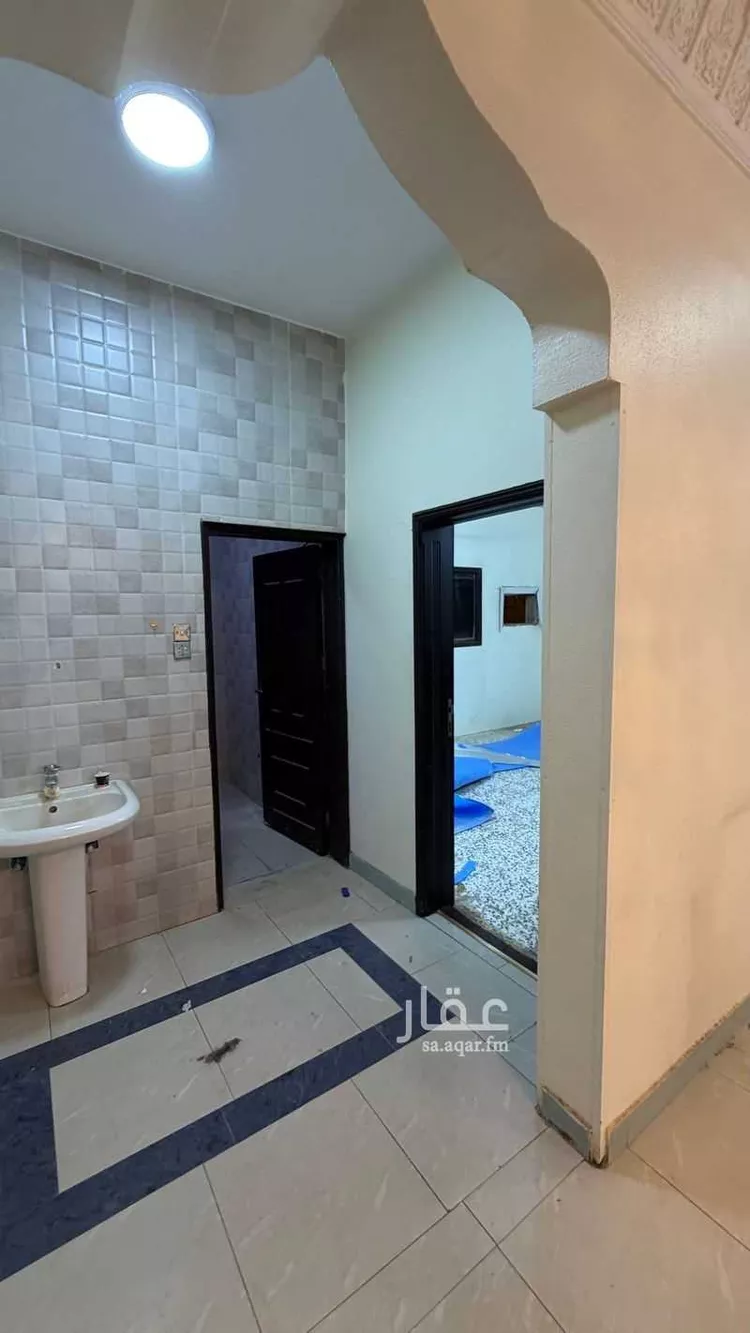 فيلا للإيجار في شارع بجير الطائي, حي الفايزية, مدينة بريدة, منطقة القصيم صورة 5