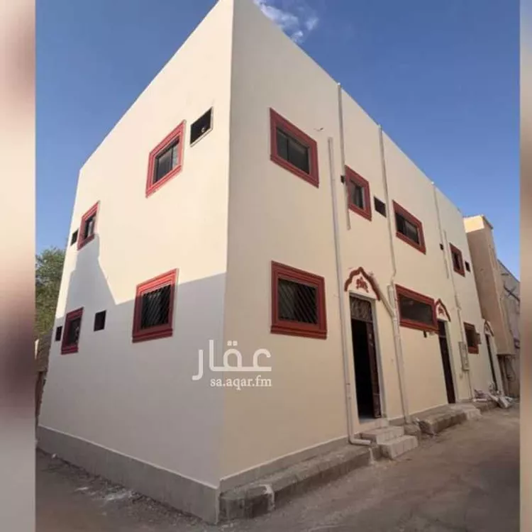 عمارة للبيع في شارع فضة النبوية, حي السادة, مدينة بريدة, منطقة القصيم