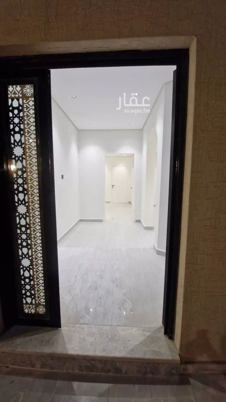 فيلا للبيع في شارع خارجه ابن عمرو, حي طيبة, مدينة الدمام, المنطقة الشرقية صورة 3