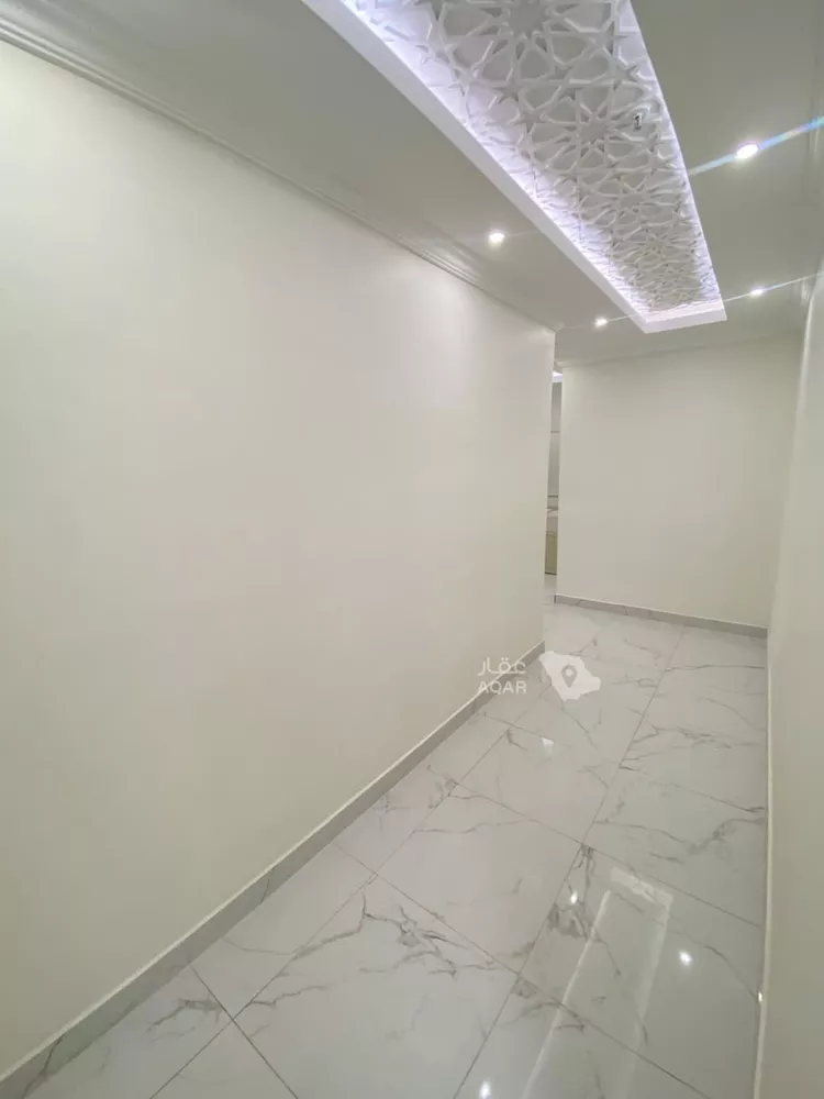 شقة للإيجار في شارع بيرين, حي الحمراء, مدينة الخبر, المنطقة الشرقية