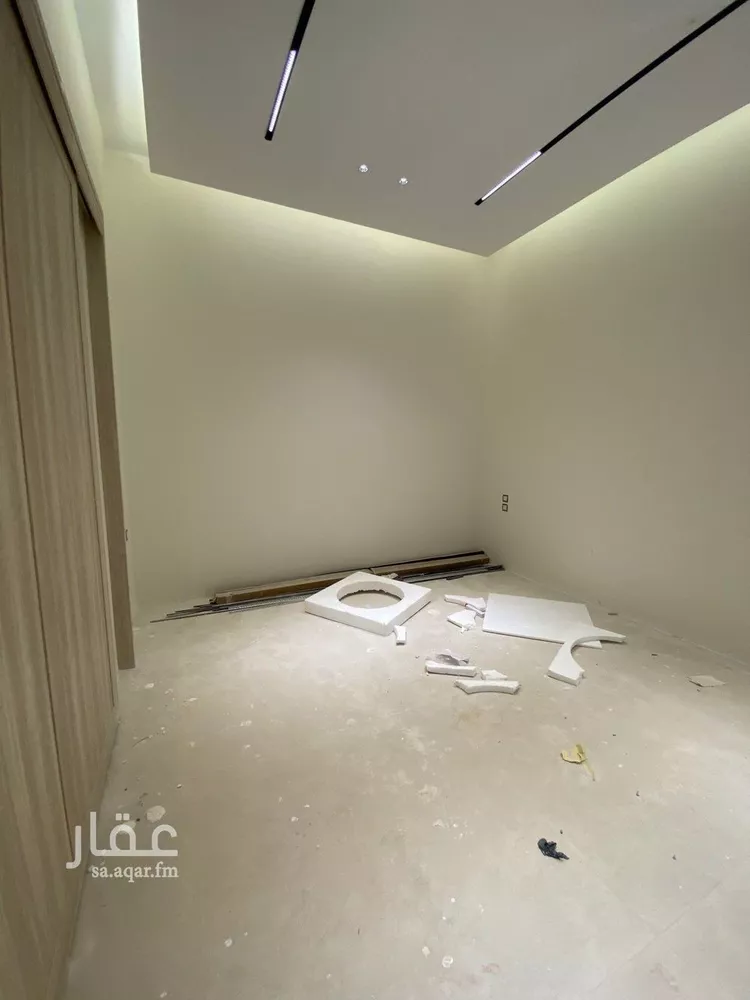 فيلا للبيع في شارع إبراهيم بن علي بن علوي, حي المهدية, مدينة الرياض, منطقة الرياض صورة 3
