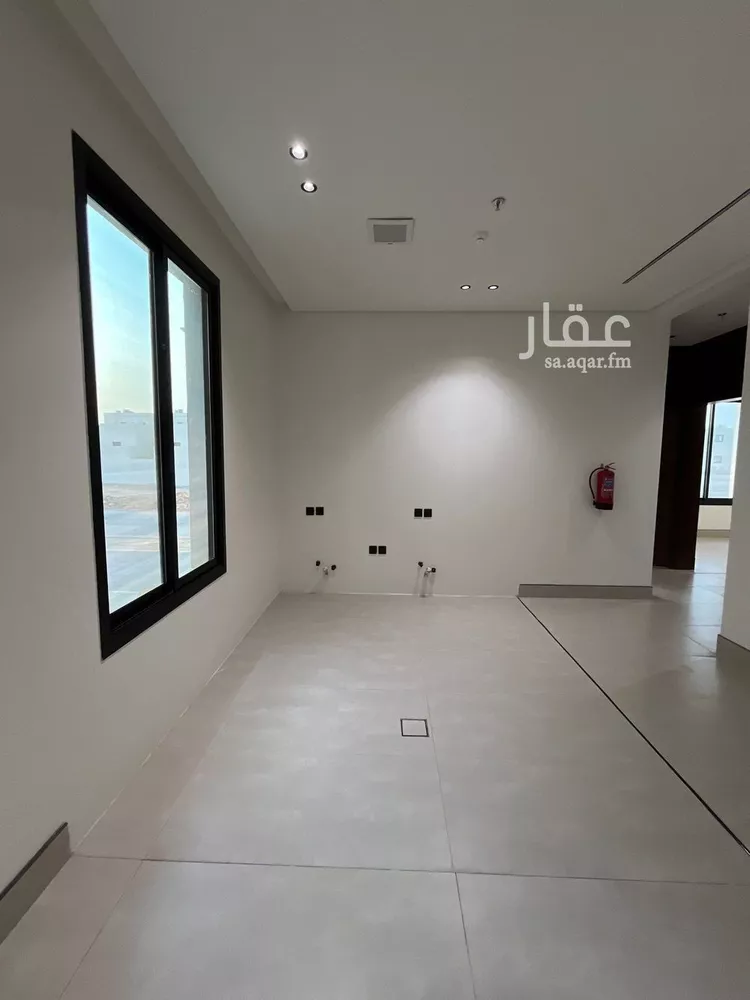 شقة للبيع في شارع الكمال بن طلحة, حي المهدية, مدينة الرياض, منطقة الرياض 18