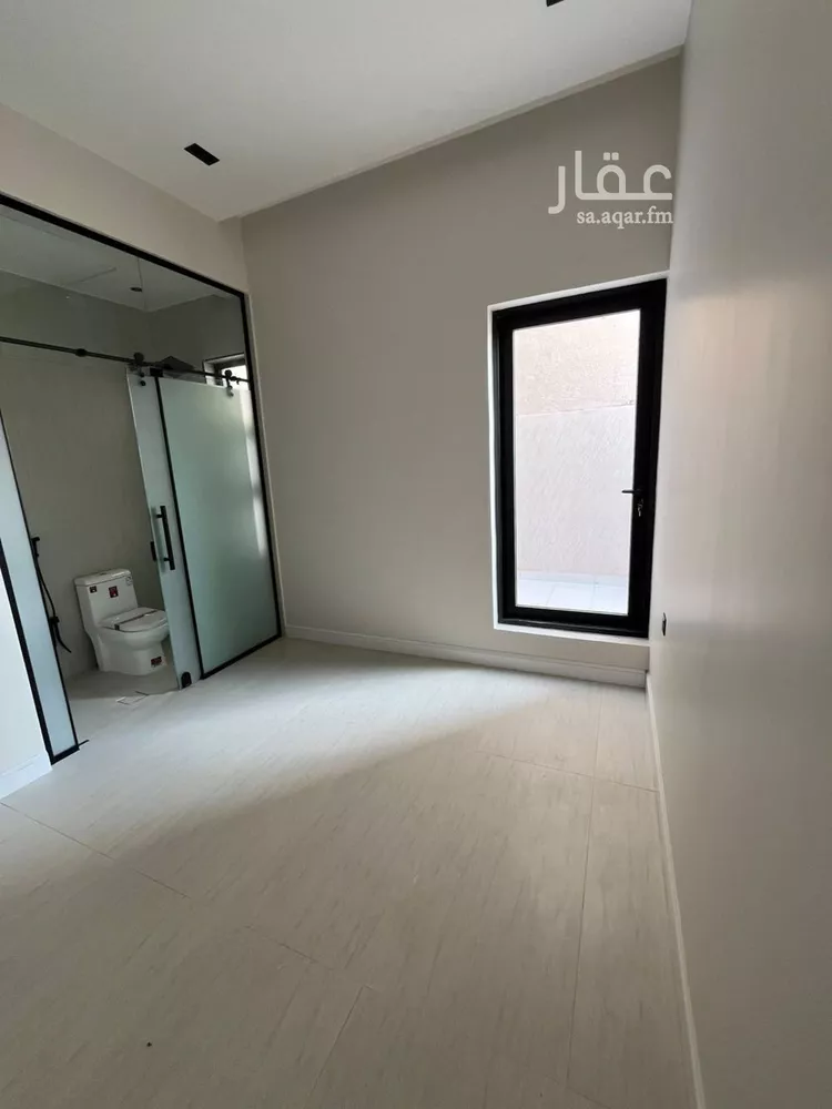 فيلا للبيع في شارع أبي الشيخ الأصبهاني, حي المهدية, مدينة الرياض, منطقة الرياض 24
