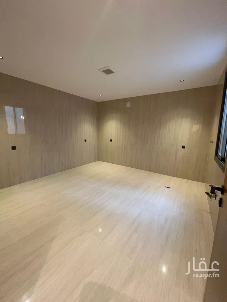 Villa for Sale in Riyadh Al Mahdiyah صورة 5