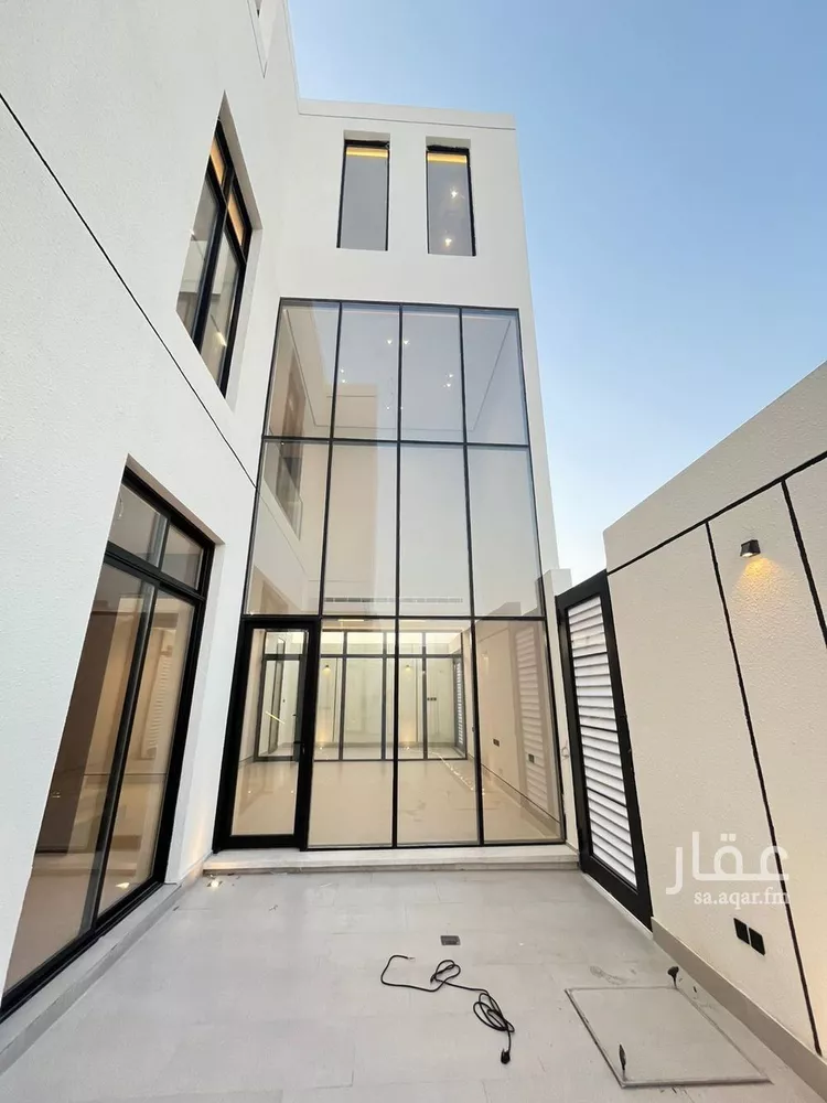 Villa for Sale in Riyadh Al Mahdiyah 11