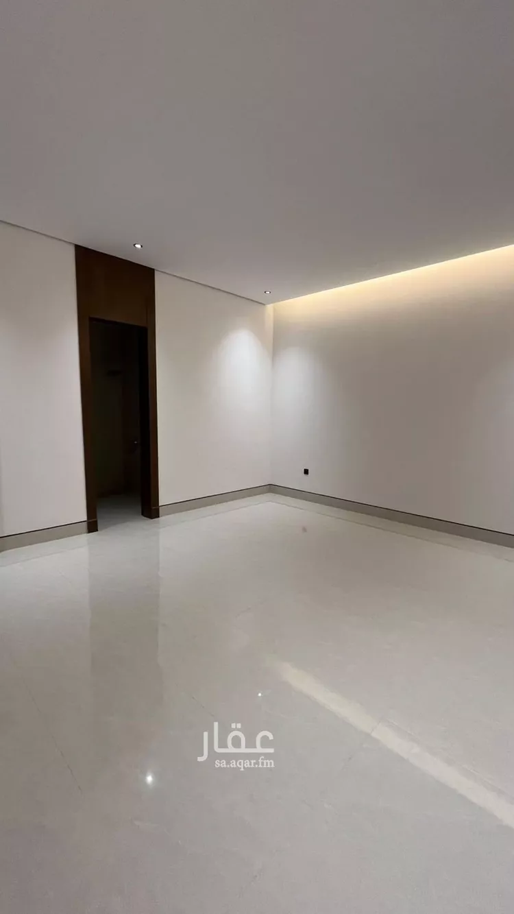 Villa for Sale in Riyadh Al Mahdiyah 23