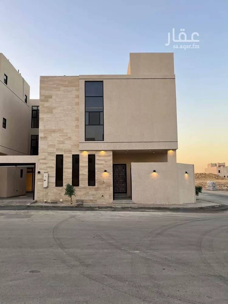 Villa for Sale in Riyadh Al Mahdiyah 15