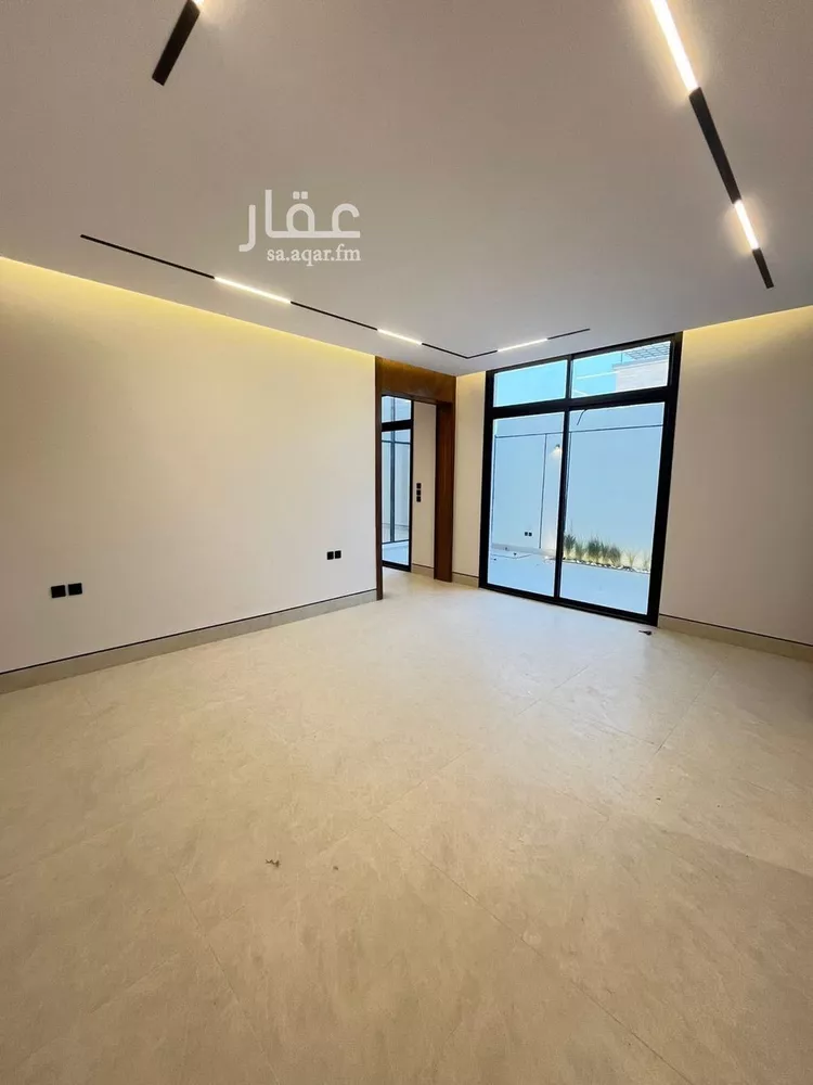 فيلا للبيع في شارع خلف الأحمر, حي المهدية, مدينة الرياض, منطقة الرياض صورة 4