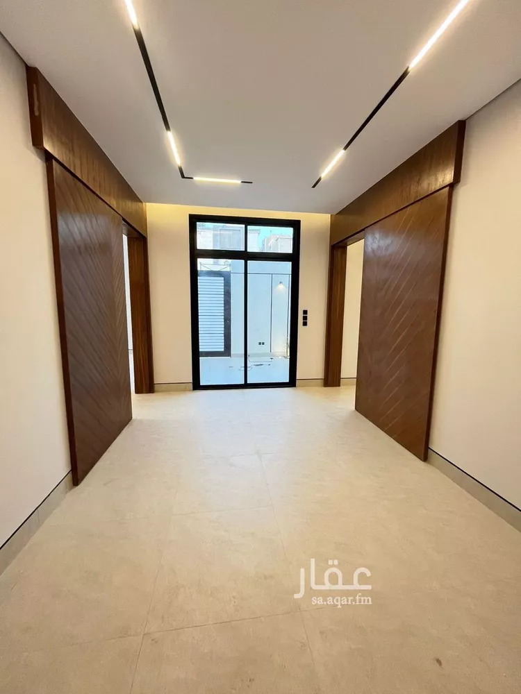 فيلا للبيع في شارع خلف الأحمر, حي المهدية, مدينة الرياض, منطقة الرياض 9