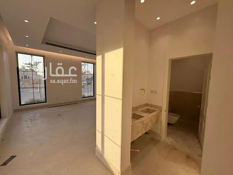 Villa for Sale in Riyadh Al Mahdiyah 14