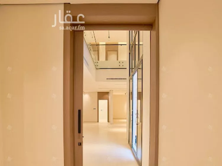 فيلا للبيع في شارع علي بن فارس, حي المهدية, مدينة الرياض, منطقة الرياض 9