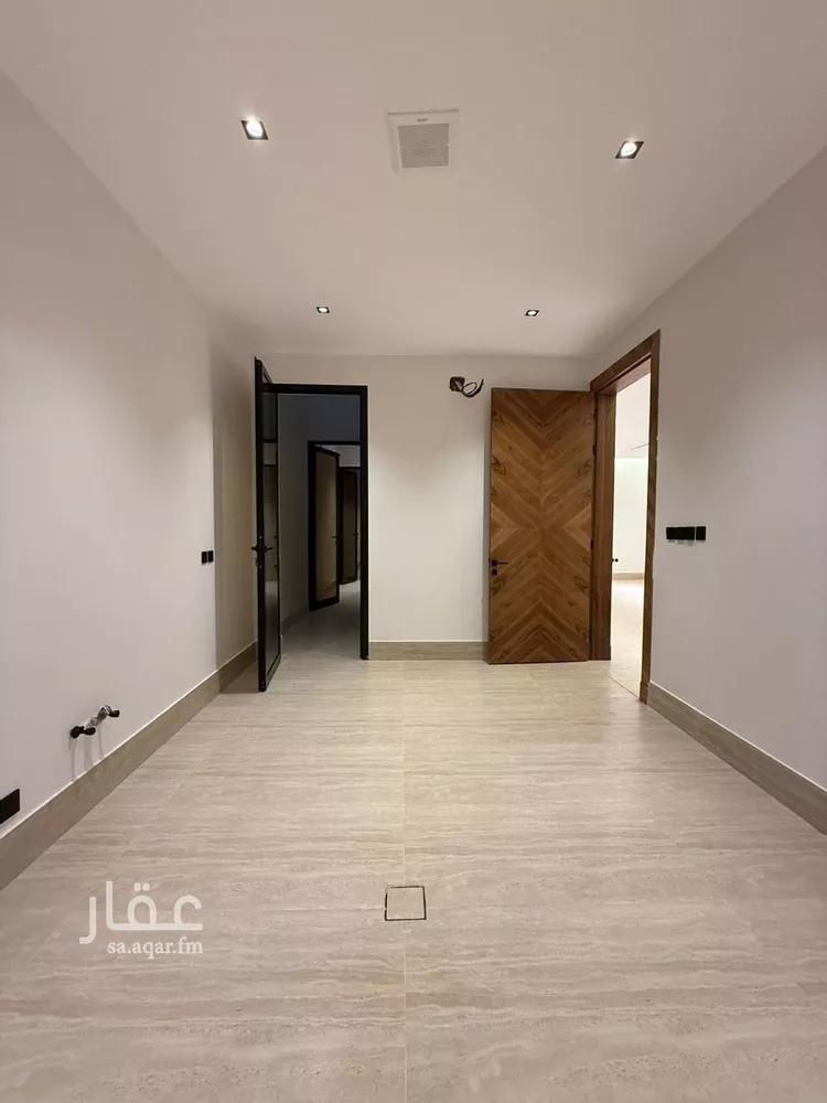 فيلا للبيع في شارع خلف الأحمر, حي المهدية, مدينة الرياض, منطقة الرياض 27
