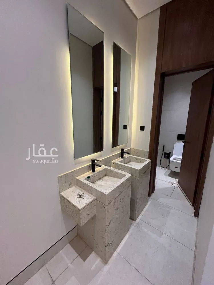 Villa for Sale in Riyadh Al Mahdiyah صورة 5