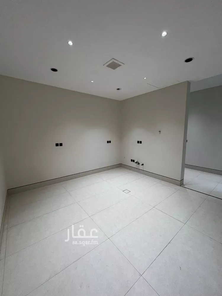 Villa for Sale in Riyadh Al Mahdiyah 9