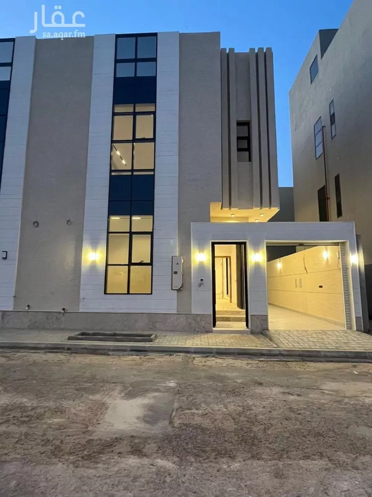 Villa for Sale in Riyadh Al Mahdiyah
