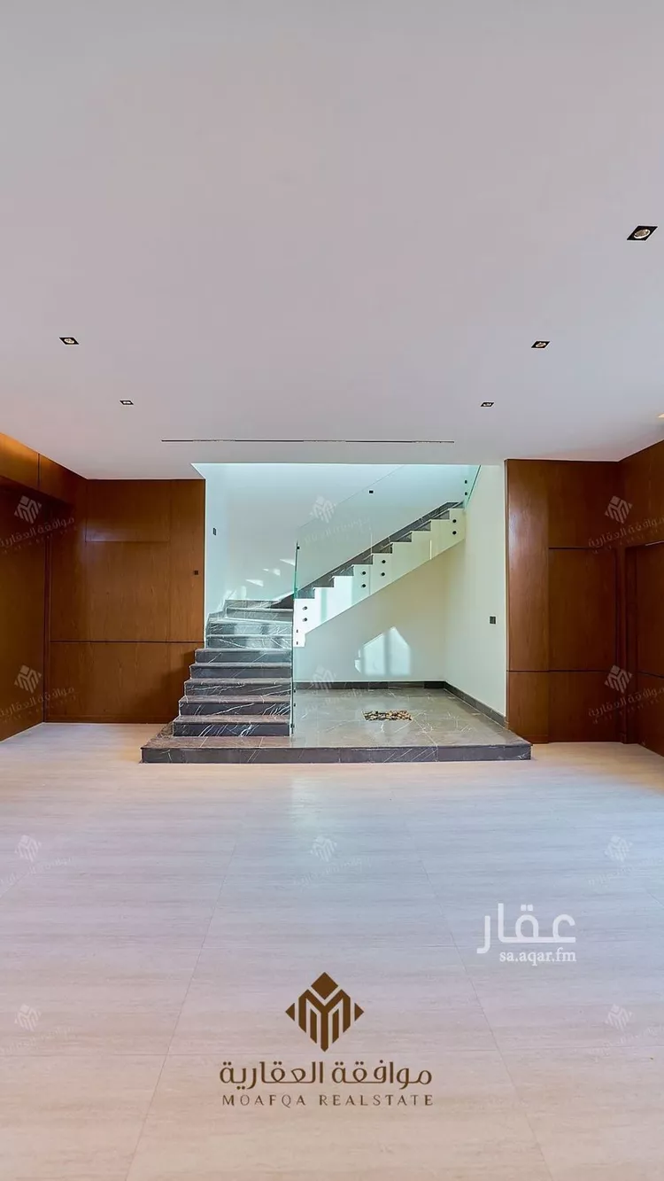 فيلا للبيع في شارع سعيد بن نافع, حي المهدية, مدينة الرياض, منطقة الرياض صورة 3