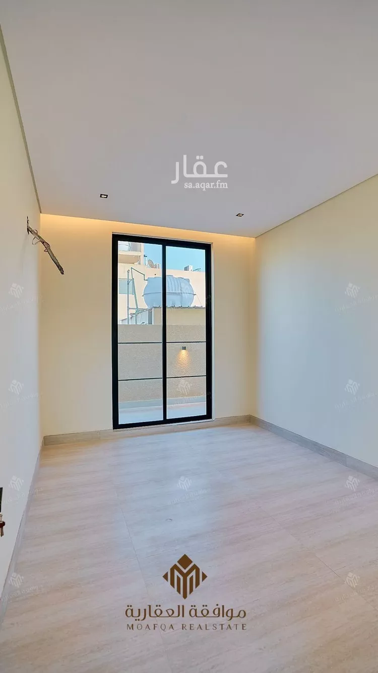 فيلا للبيع في شارع سعيد بن نافع, حي المهدية, مدينة الرياض, منطقة الرياض صورة 5