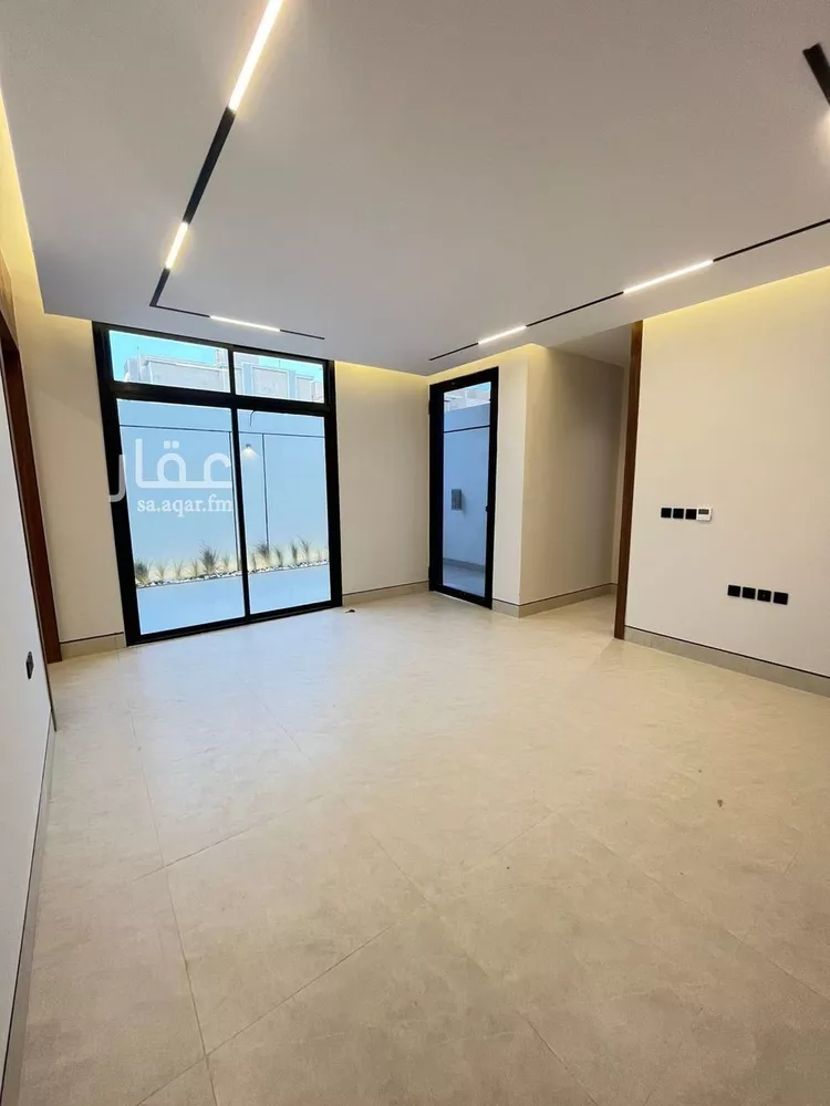 Villa for Sale in Riyadh Al Mahdiyah 17