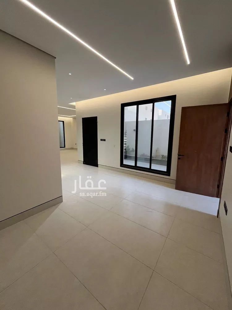 فيلا للبيع في شارع أبي الشيخ الأصبهاني, حي المهدية, مدينة الرياض, منطقة الرياض 12