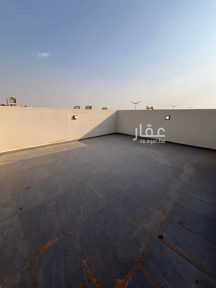 فيلا للبيع في شارع أبي الشيخ الأصبهاني, حي المهدية, مدينة الرياض, منطقة الرياض 30