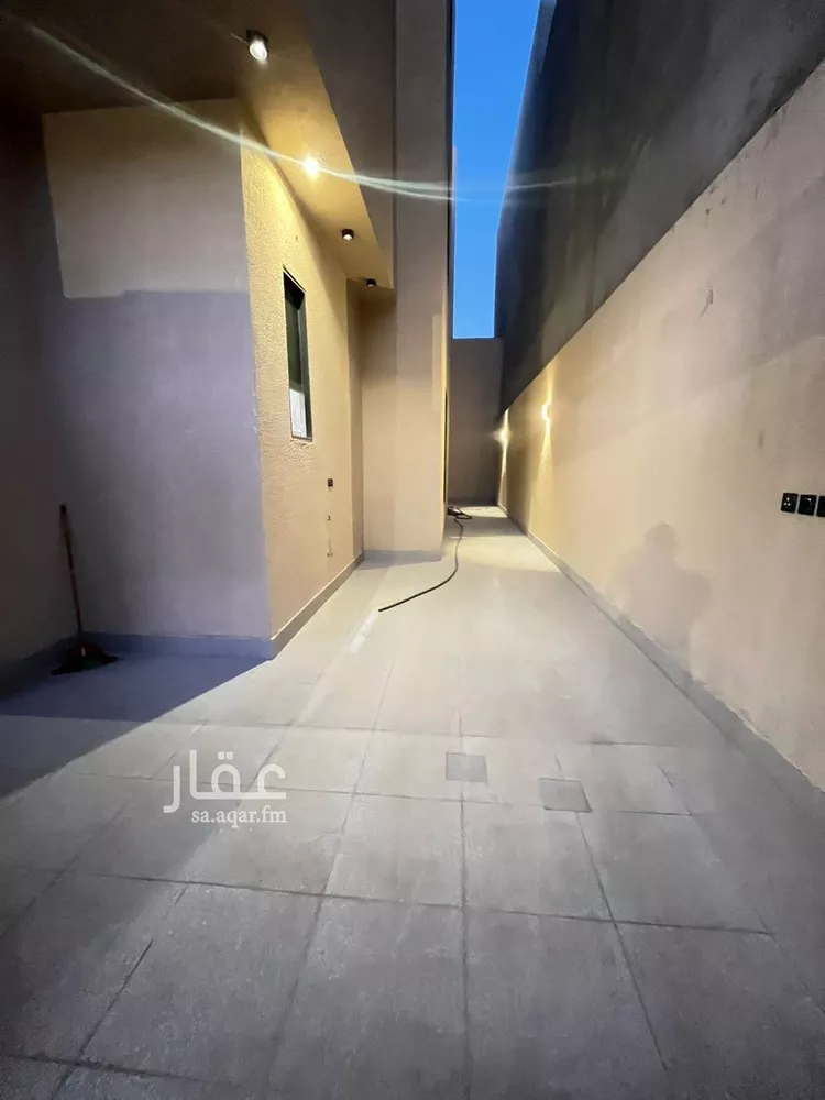 فيلا للبيع في شارع أبي عروة, حي المهدية, مدينة الرياض, منطقة الرياض صورة 3