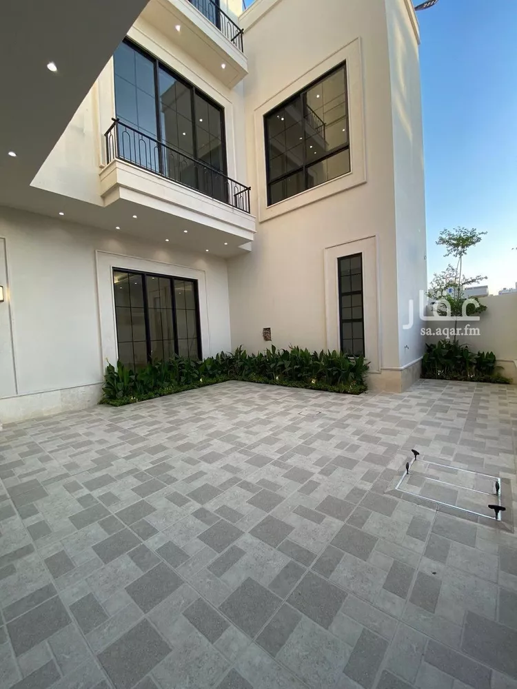 فيلا للبيع في شارع عمرو بن شجيرة, حي المهدية, مدينة الرياض, منطقة الرياض صورة 3