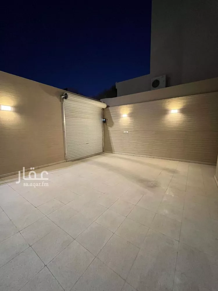 فيلا للبيع في شارع أبي الشيخ الأصبهاني, حي المهدية, مدينة الرياض, منطقة الرياض