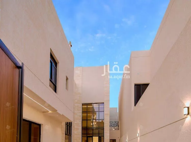 فيلا للبيع في شارع أبي الحسن الأسفرائيني, حي المهدية, مدينة الرياض, منطقة الرياض صورة 4