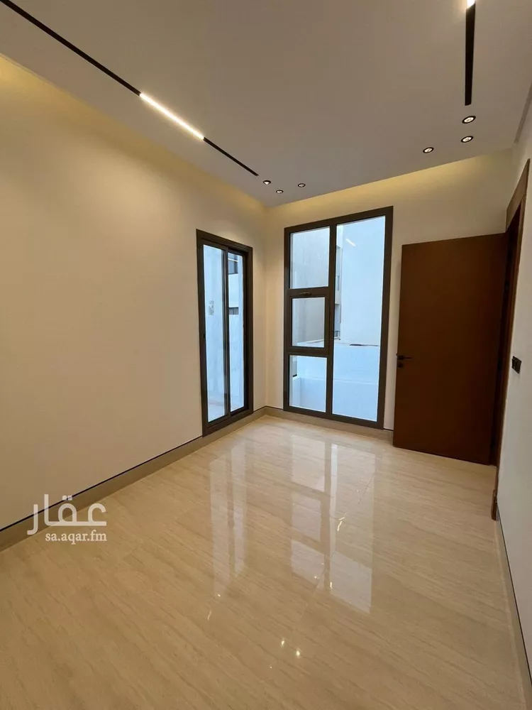 Villa for Sale in Riyadh Al Mahdiyah 21