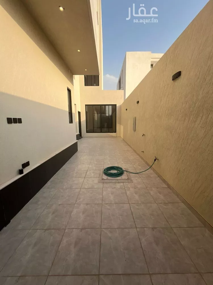 Villa for Sale in Riyadh Al Mahdiyah صورة 5