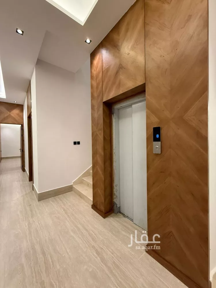 فيلا للبيع في شارع خلف الأحمر, حي المهدية, مدينة الرياض, منطقة الرياض 20