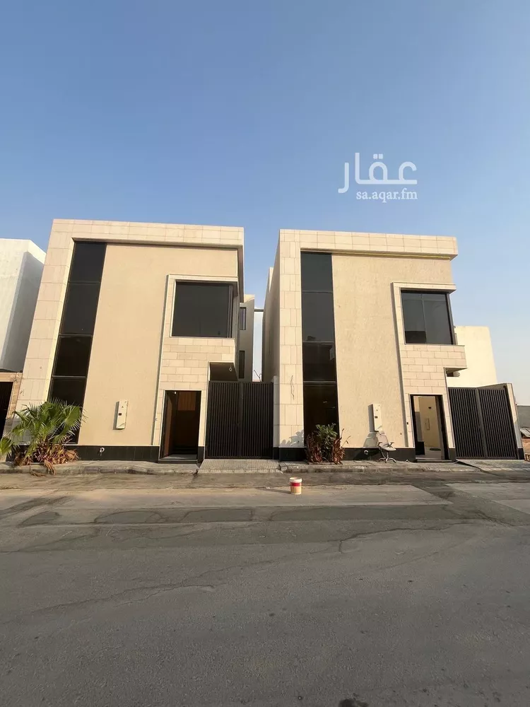 فيلا للبيع في شارع أحمد مفتي المكي الحنفي, حي المهدية, مدينة الرياض, منطقة الرياض
