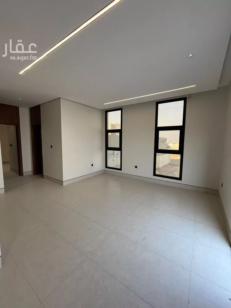 فيلا للبيع في شارع أبي الشيخ الأصبهاني, حي المهدية, مدينة الرياض, منطقة الرياض 24